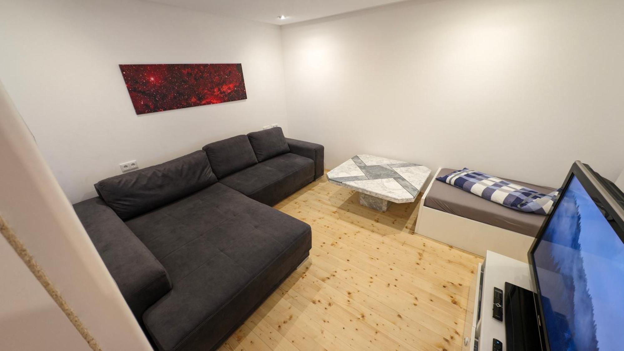Niceprice 24H Otel Oberhofen im Inntal Dış mekan fotoğraf